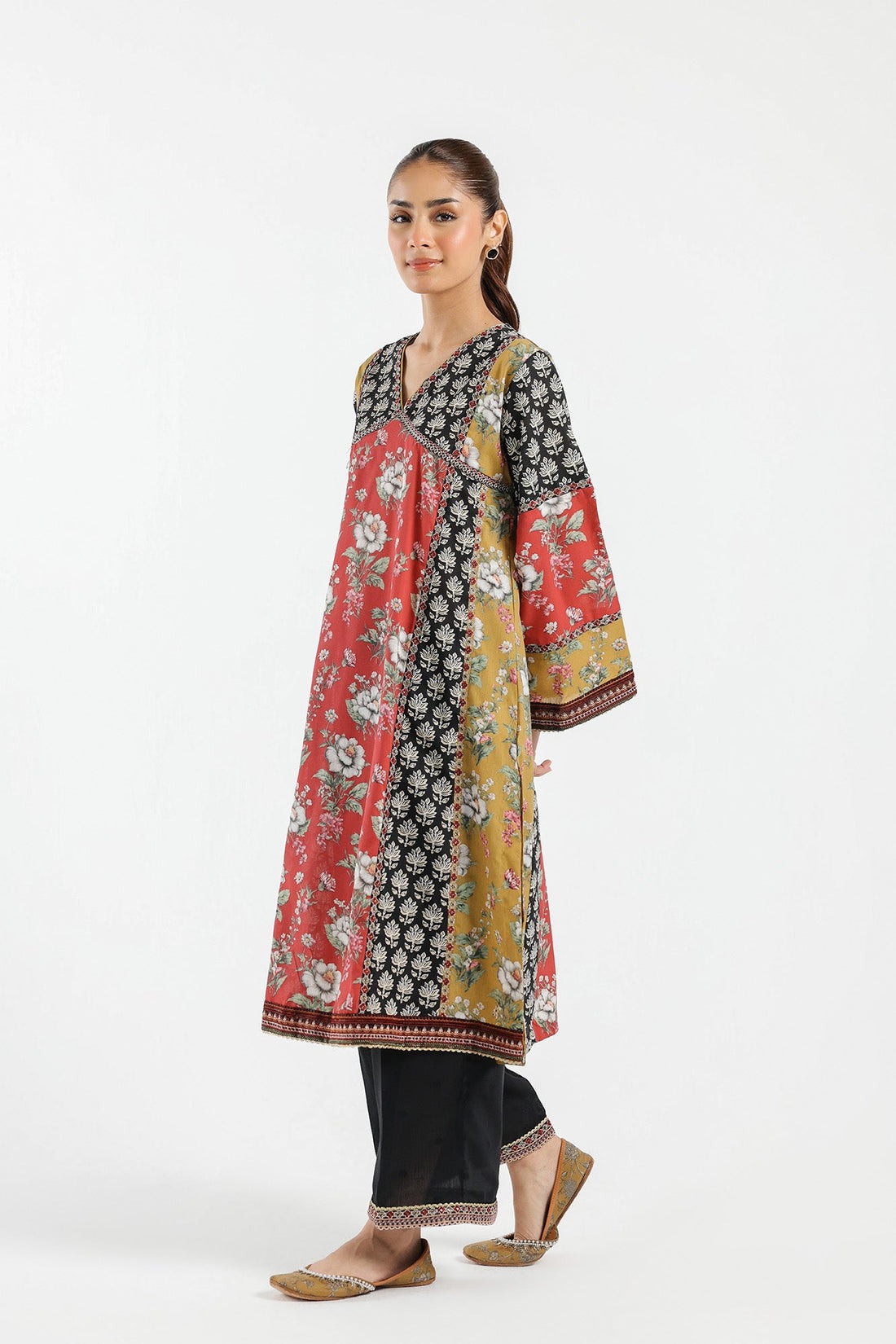 ETHNC | Embroidered Suit | Stitched 2 Piece | E2518/103/305