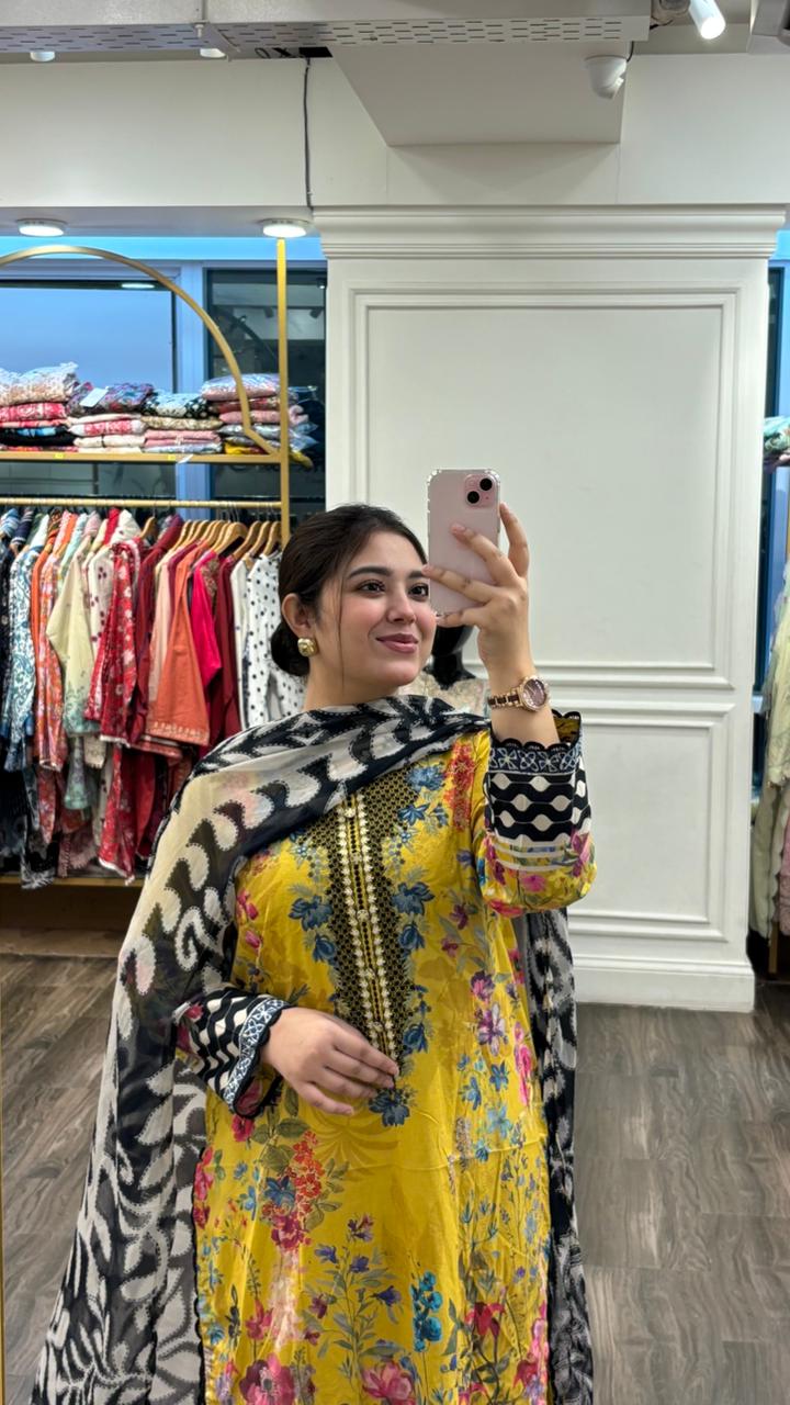 LIMELIGHT | Embroidered Pret | A2053SU-374